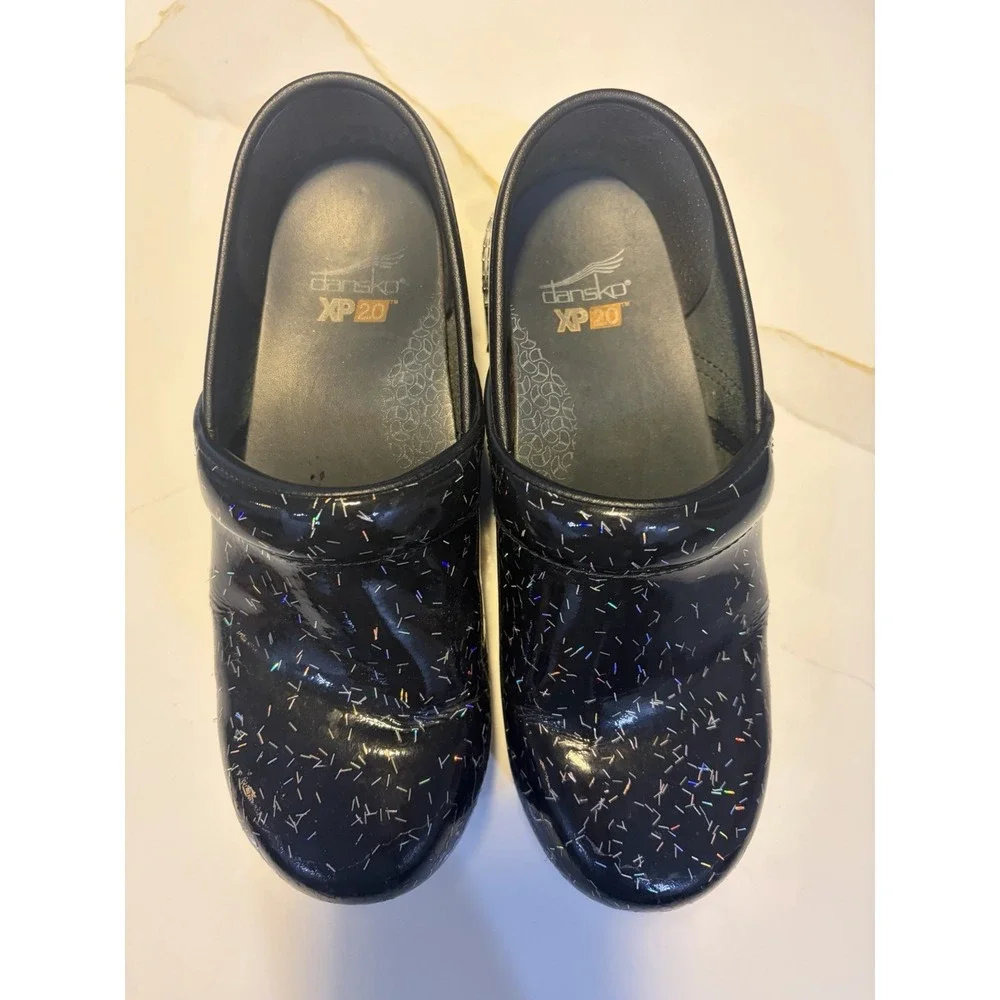 Dansko XP 2.0 Women's Patent Leather Clog Slip-Resistant Flecked EU 37
